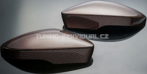 octavia-3-carbon-kryty-zrcatek-03.jpg (505255)