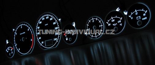 indiglo-polepy-audi-a-6-c-4-design-1-4.jpg (505213)