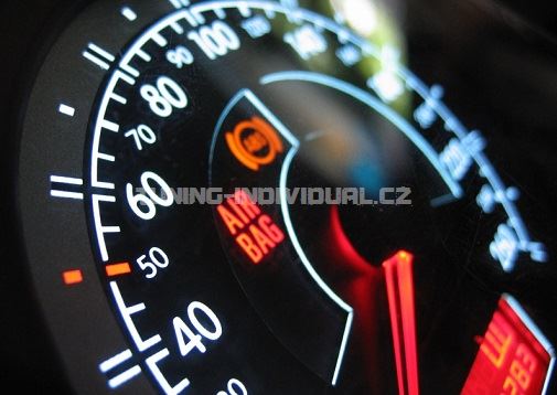 indiglo-polepy-audi-tt-8n-design-1-8.jpg (505358)