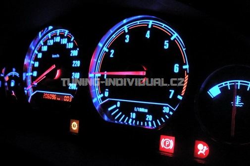 indiglo-polepy-bmw-z-3-design-2-7.jpg (505�335)