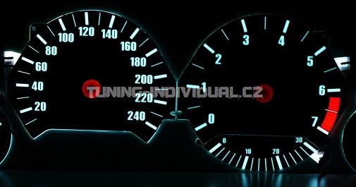 indiglo-polepy-zmena-mph-km-bmw-e-34-1.jpg (505265)