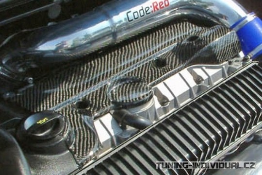 https://tuning-individual.cz/eshop//images/foto/Carbon-kryt-motoru/raid320114-2.jpg